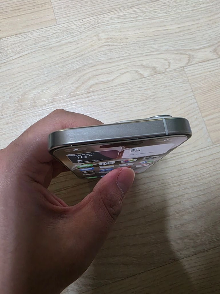 자급제 아이폰 15 Pro 256GB 이미지