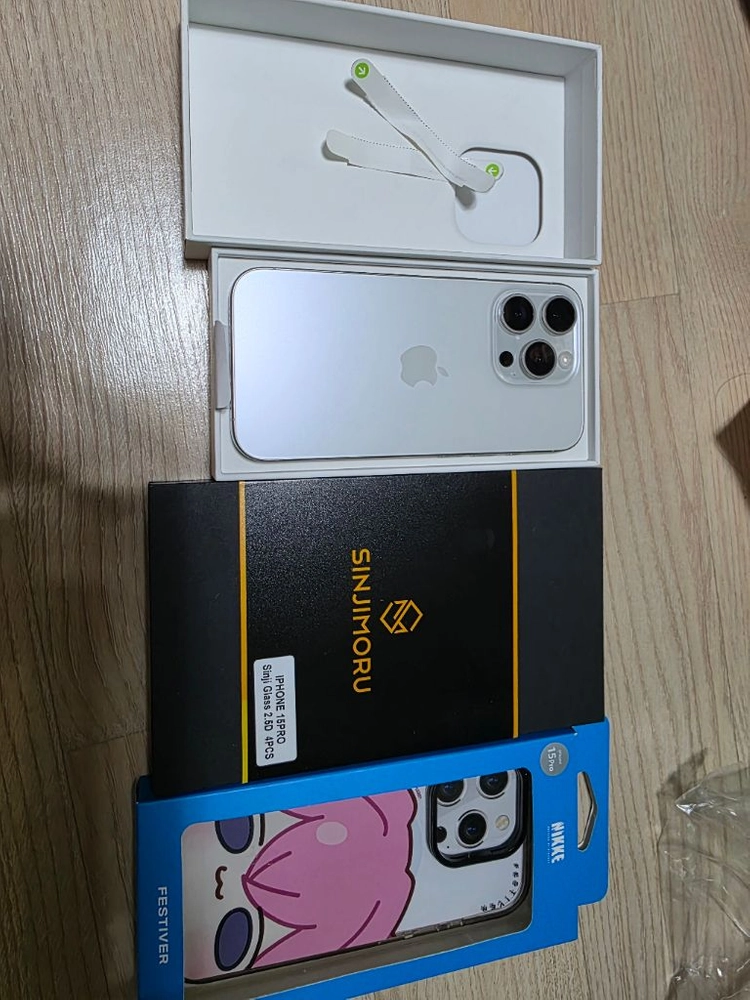 자급제 아이폰 15 Pro 256GB 이미지
