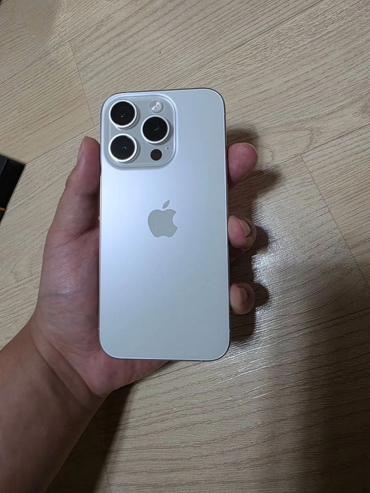 자급제 아이폰 15 Pro 256GB 이미지