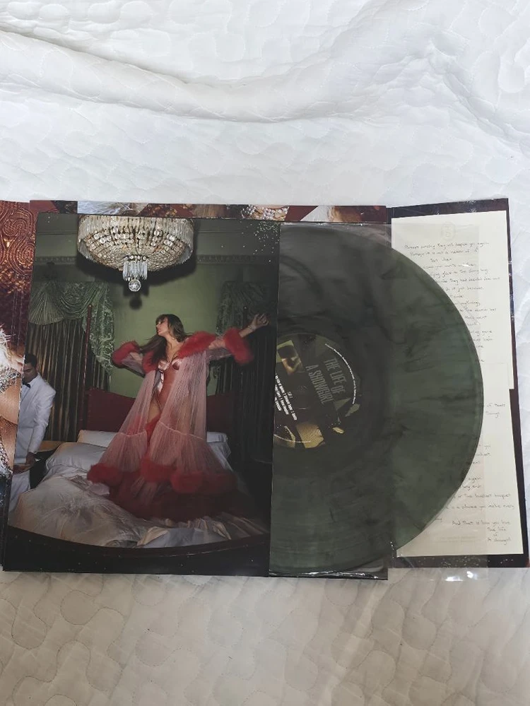 [급처] 테일러 스위프트 11집 The Life of A Showgirl 한정반 LP 이미지