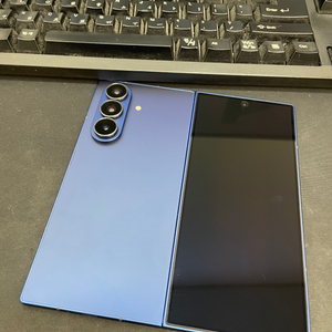 갤럭시Z폴드7 블루 256GB 무잔상 상태좋은 중고119만5천팝니다 이미지