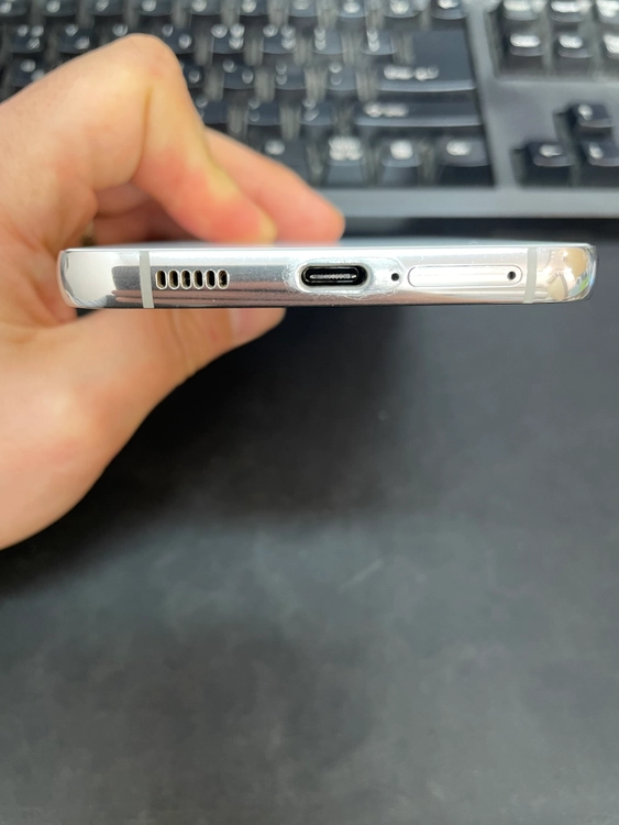 갤럭시S22플러스 화이트 256GB 상태좋은 중고22만1000원팝니다 이미지