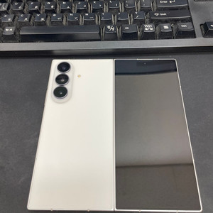 갤럭시Z폴드8울트라 크림 256GB 무잔상 상태좋은 중고191만4천팝니다 이미지