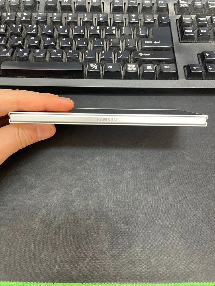 갤럭시Z폴드8울트라 크림 256GB 무잔상 상태좋은 중고191만4천팝니다 이미지