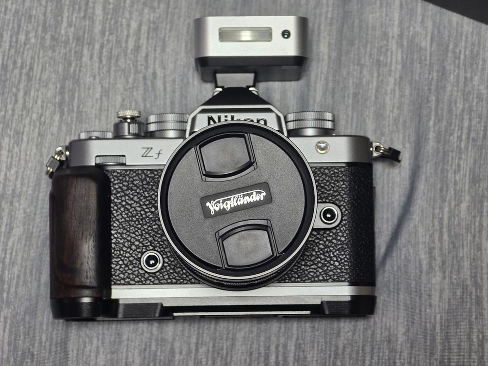 니콘 zf 실버 40mm 렌즈킷 + 녹턴 40mm f1.2 +플래시 일괄판매(개별) 이미지
