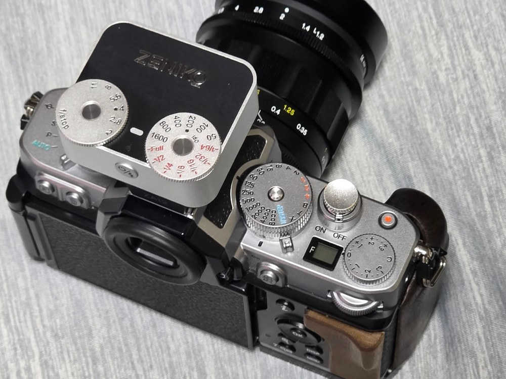니콘 zf 실버 40mm 렌즈킷 + 녹턴 40mm f1.2 +플래시 일괄판매(개별) 이미지