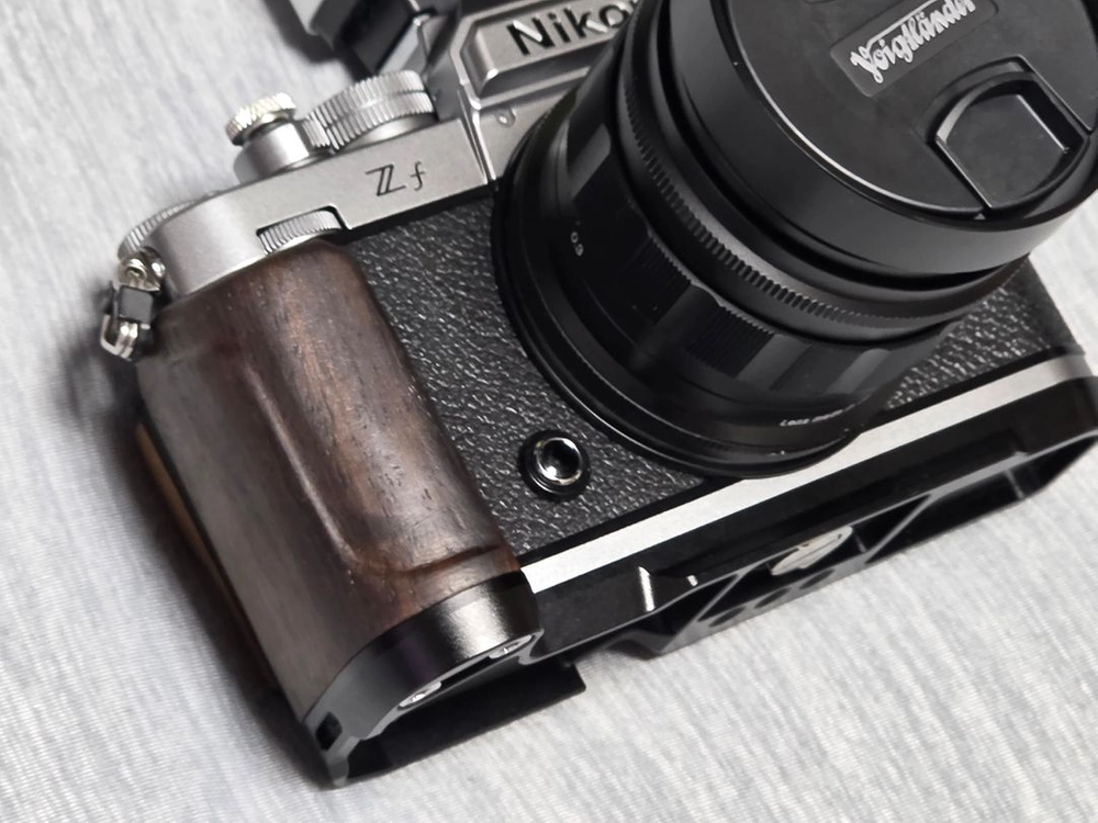 니콘 zf 실버 40mm 렌즈킷 + 녹턴 40mm f1.2 +플래시 일괄판매(개별) 이미지