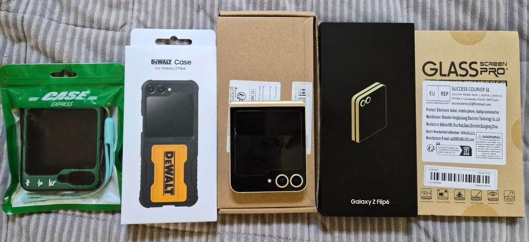 갤럭시 Z 플립6 256GB 풀박스 팝니다. 이미지