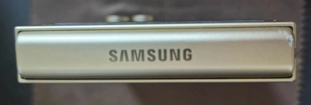 갤럭시 Z 플립6 256GB 풀박스 팝니다. 이미지