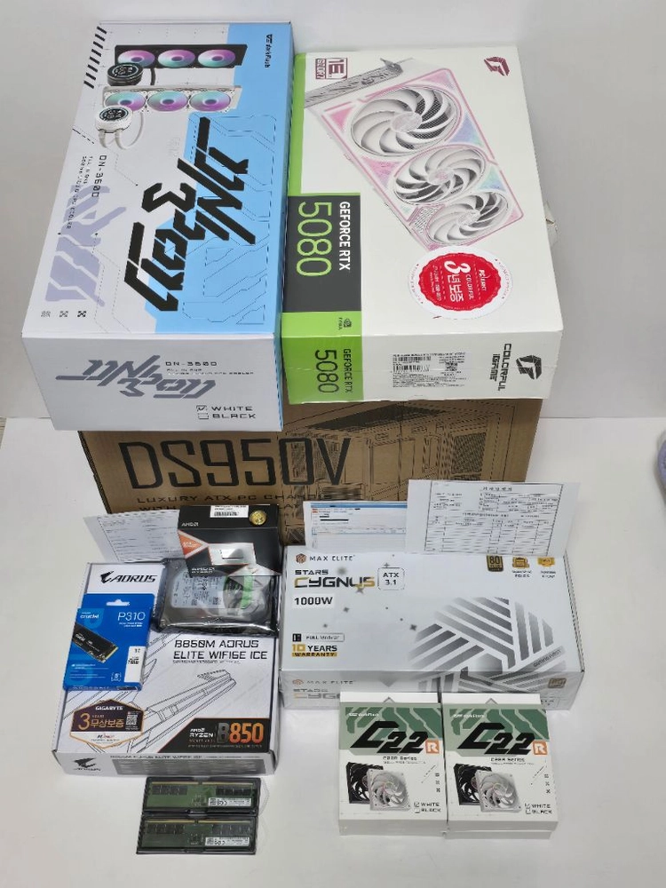 (9850X3D 새제품 수랭 화이트 반본체)9800X3D, 32GB,수랭,1000W GOLD, 방송게이밍컴퓨터본체 이미지