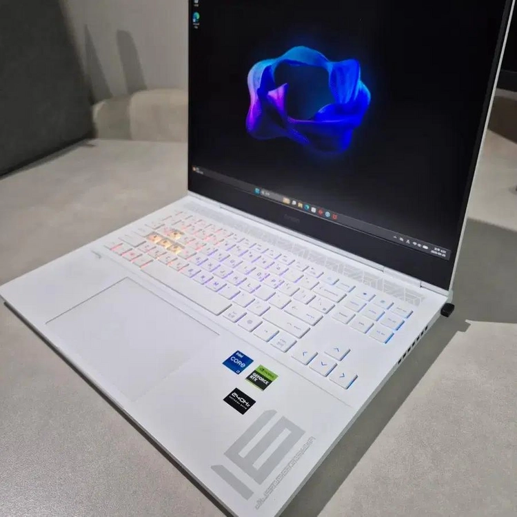게이밍 노트북 HP 오멘 16 슬림(14700HX/RTX 4060/DDR5 32GB) - 안심되는 중고거래
