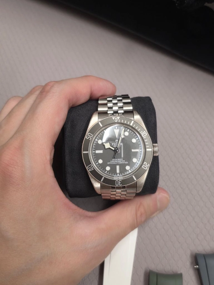 튜더 블랙베이 58 925 실버 팝니다 이미지