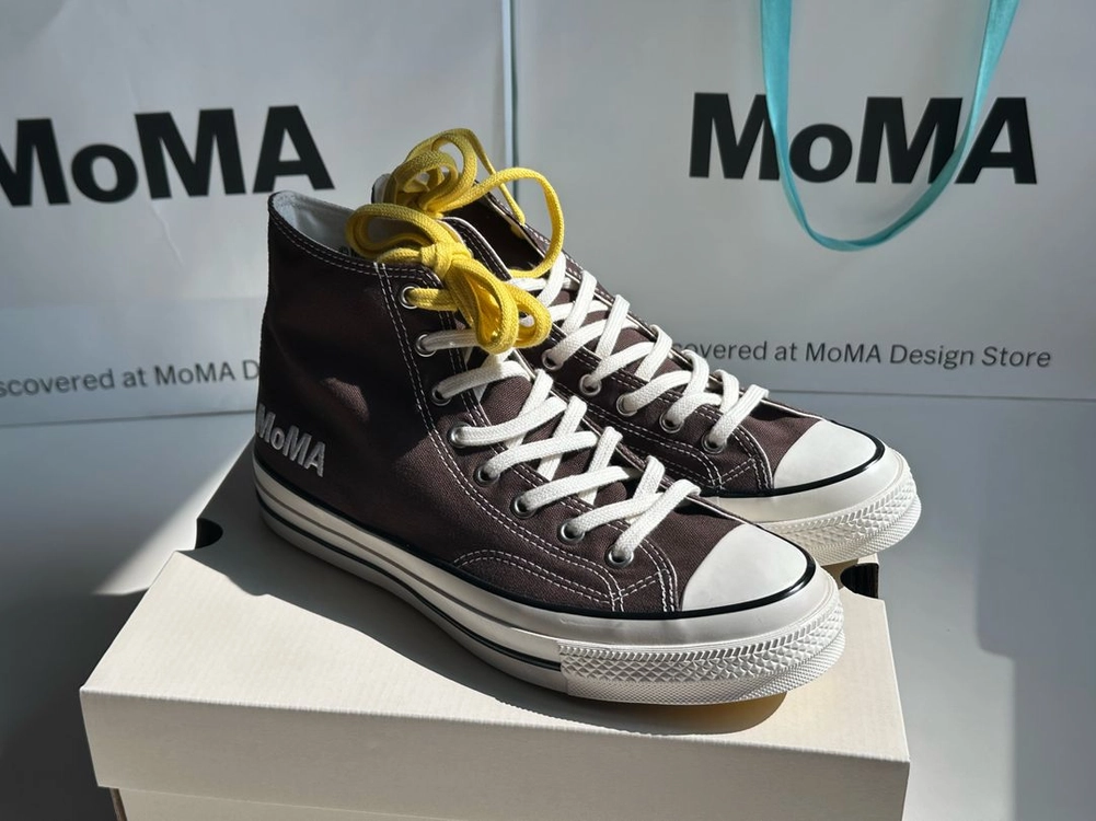 모마 MoMA X 컨버스 콜라보 이미지