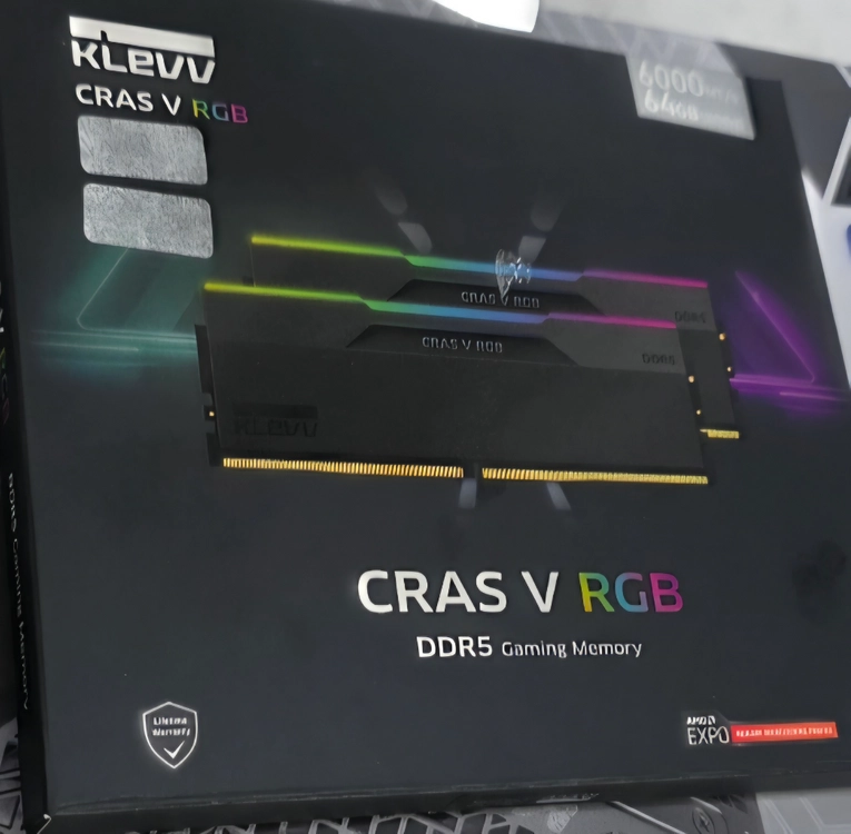 KLEVV CRAS V RGB DDR5-6000 CL30 블랙 64GB (32GB 2) 이미지