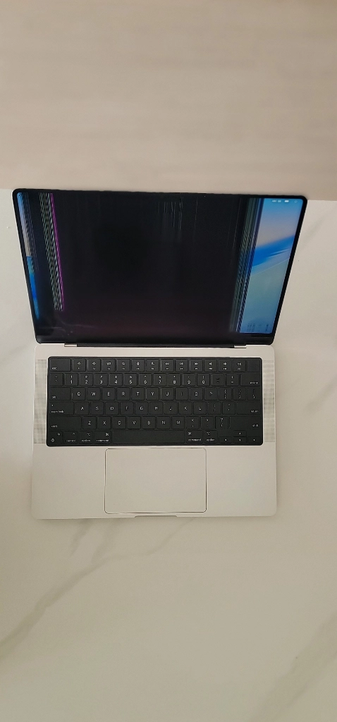 [액정만 불량 48사이클 S급] A2442 맥북 M1프로 16GB 512GB (썬더볼트 도킹포함) 이미지