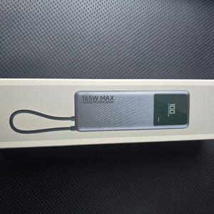 샤오미 165W 보조배터리 10000mAh 케이블 일체형 C타입 이미지