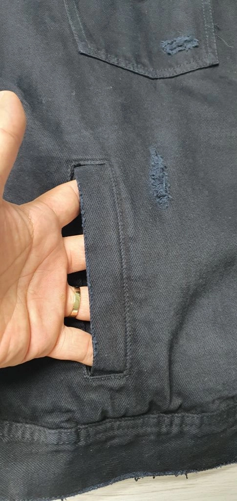 Bershka Denim 블랙 데미지자켓(해외판) 105호 실측! S급! 드라이완료! 이미지