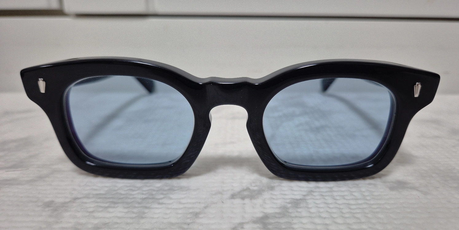 effector funk 이펙터 펑크 틴트 안경 선글라스 이미지