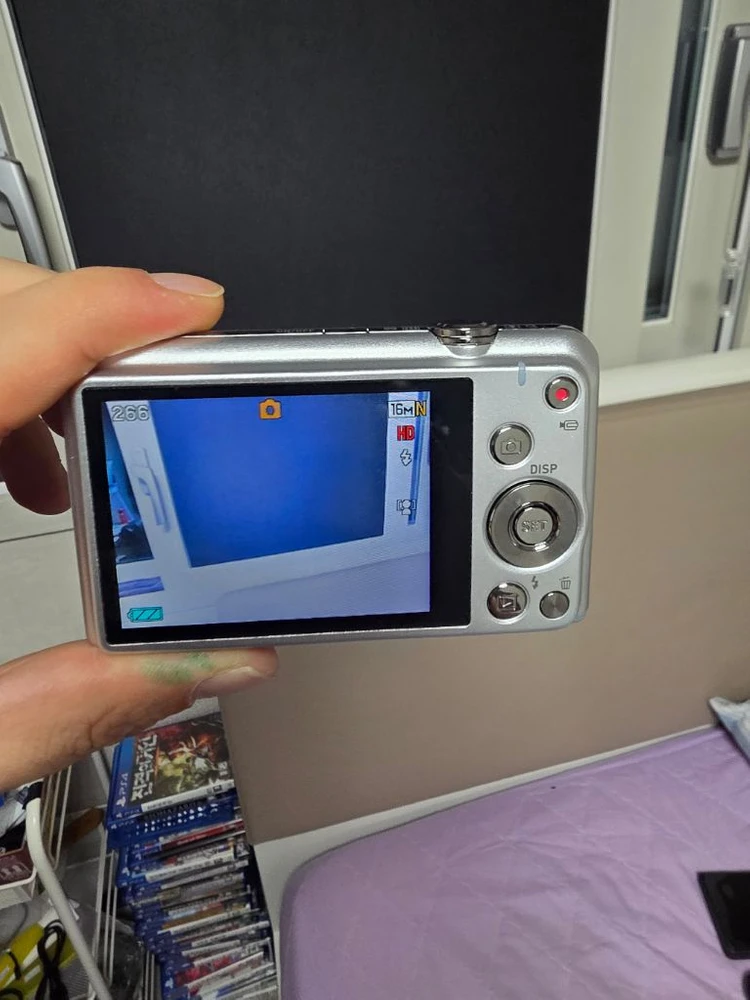 카시오 엑슬림 Z900 디지털카메라 이미지