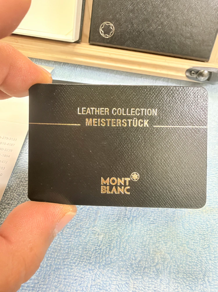 몽블랑 마이스터스튁,6cc 가죽 반지갑 제품의 케이스보증서*케이스만판매함* 이미지