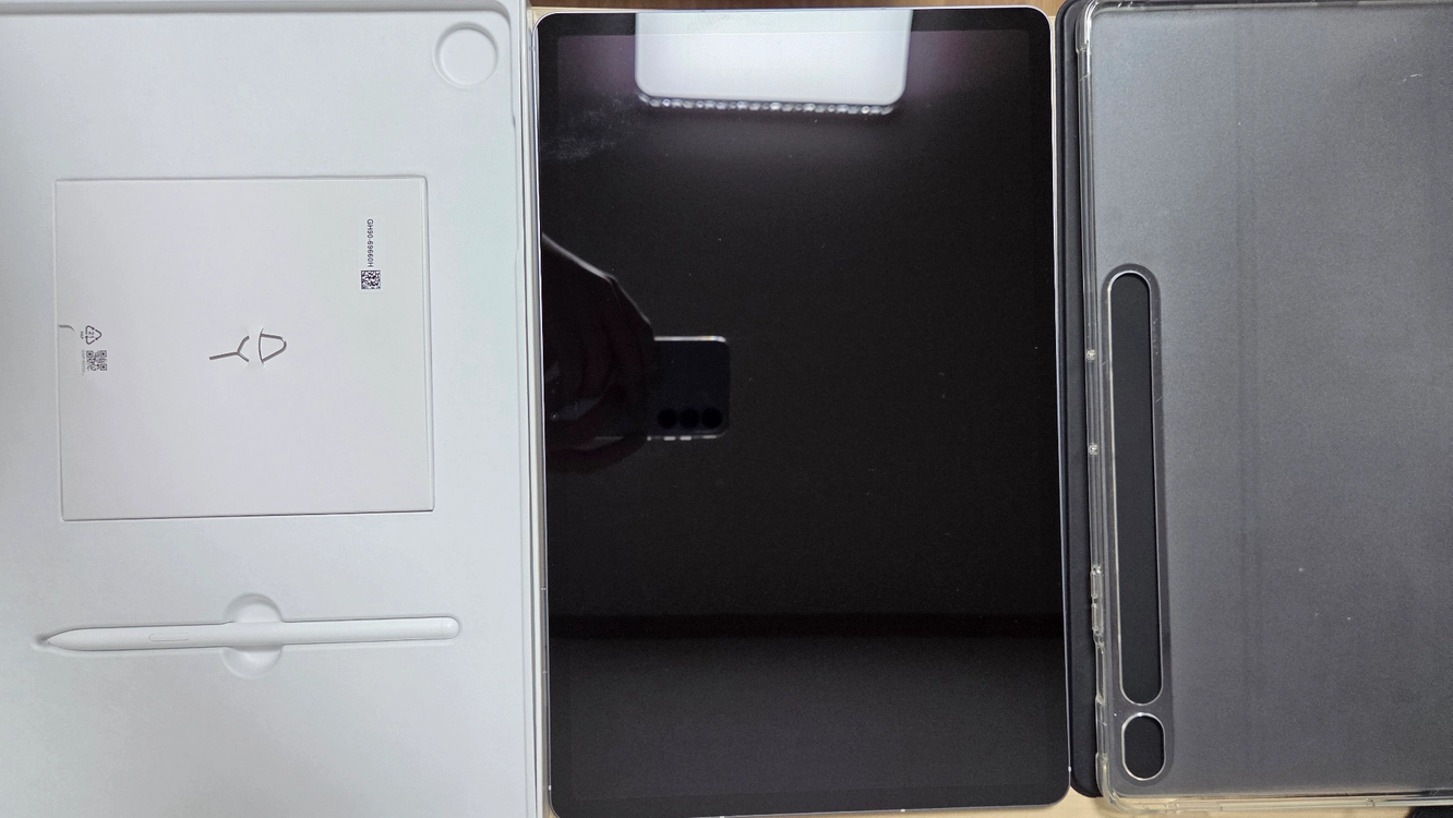 갤럭시탭 s10fe+플러스 256기가+케이스 이미지