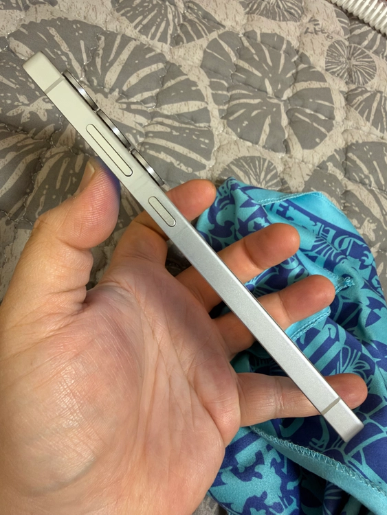 갤럭시 s25 울트라 1TB 12G 램 화이트 팝니다 이미지