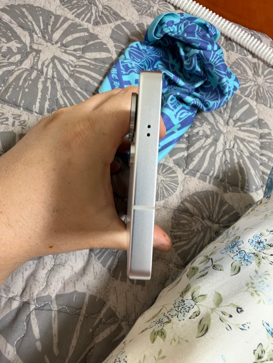 갤럭시 s25 울트라 1TB 12G 램 화이트 팝니다 이미지