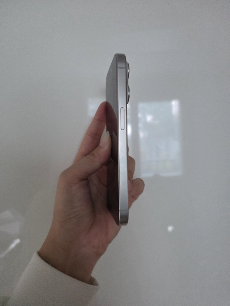 아이폰15프로 1TB 이미지