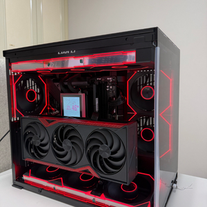 7800x3D / 5070ti 리안리 완본체 시스템 이미지