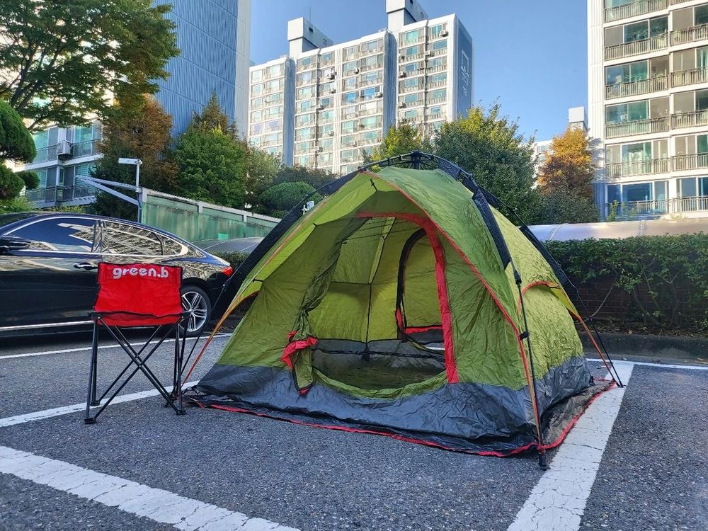 green.b 탠트 그늘막이 의자포함 저렴하게 팝니다. 이미지
