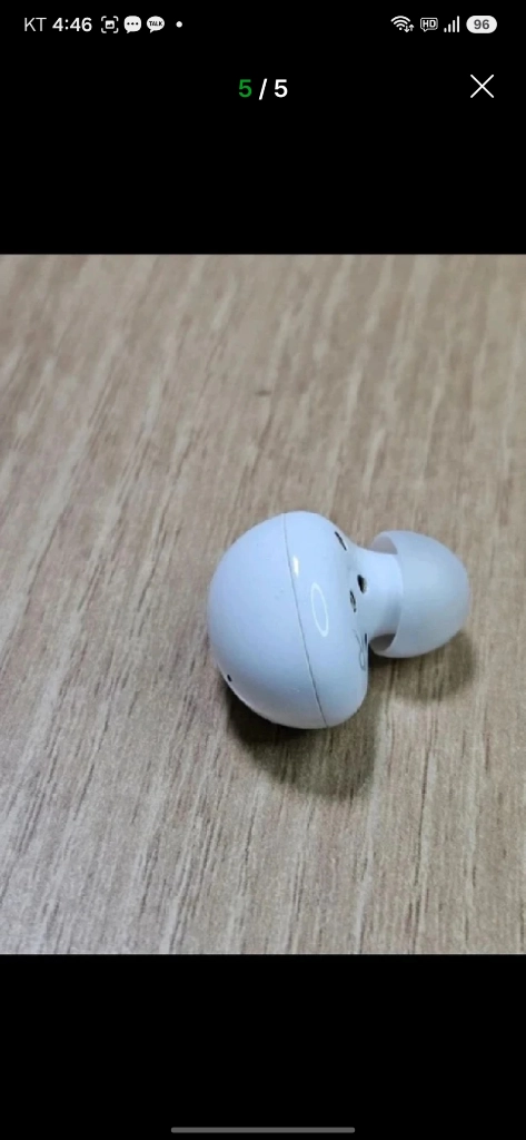 갤럭시 버즈2 화이트 오른쪽 SM-R177 이미지