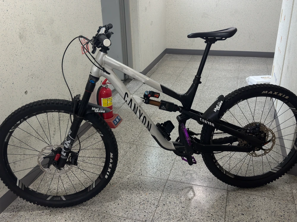 캐니언 스펙트럴 al5 풀서스펜션 MTB 이미지
