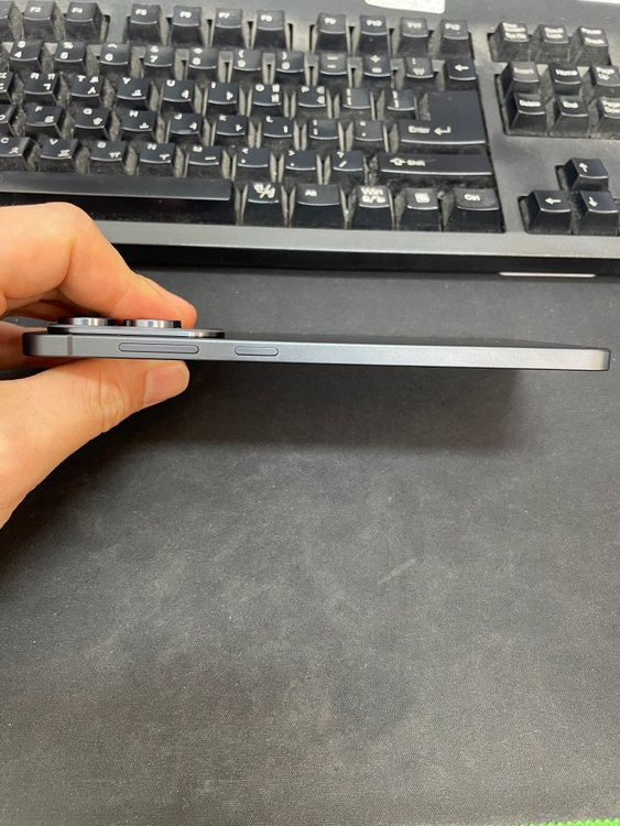 갤럭시S25엣지 블랙 256GB 무잔상 상태좋은 중고72만팝니다 이미지