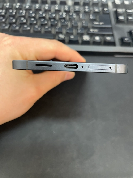 갤럭시S25엣지 블랙 256GB 무잔상 상태좋은 중고72만팝니다 이미지