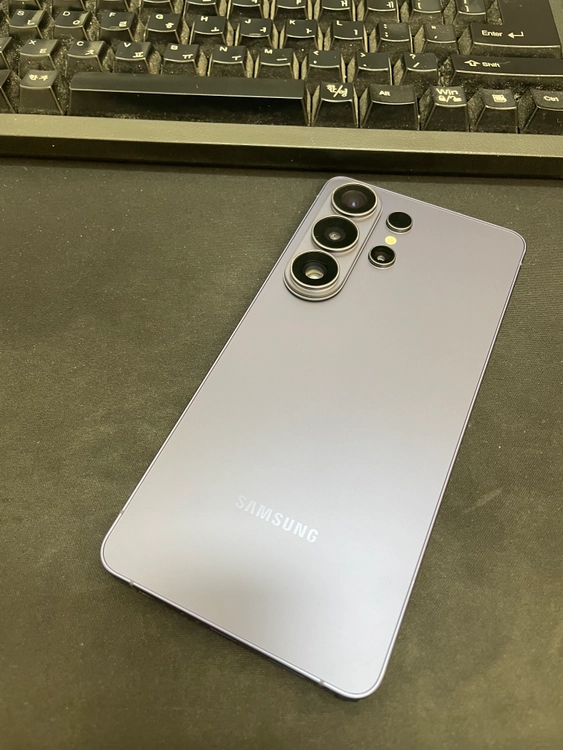 갤럭시S26울트라 퍼플 256GB 무잔상 상태좋은 중고113만7천팝니다 이미지