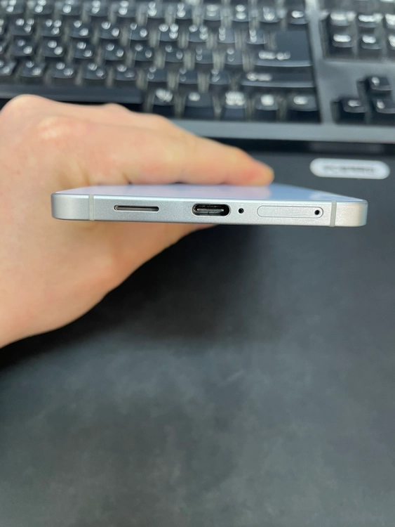 갤럭시S25엣지 블루 256GB 무잔상 상태좋은 중고68만5천팝니다 이미지