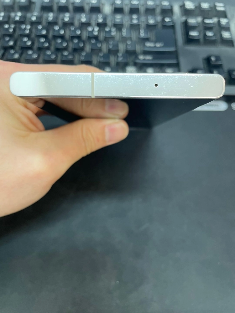 갤럭시S23울트라 크림 256GB 무잔상 상태좋은 중고63만8천팝니다 이미지
