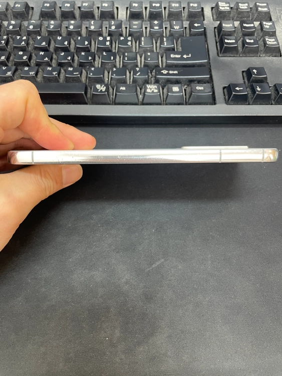 갤럭시S22플러스 화이트 256GB 무잔상 상태좋은 중고30만2천팝니다 이미지