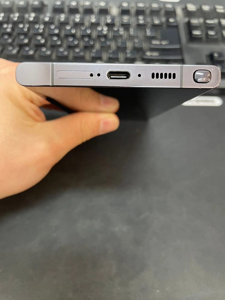 갤럭시S23울트라 블랙 256GB 무잔상 상태좋은 중고63만8천팝니다 이미지
