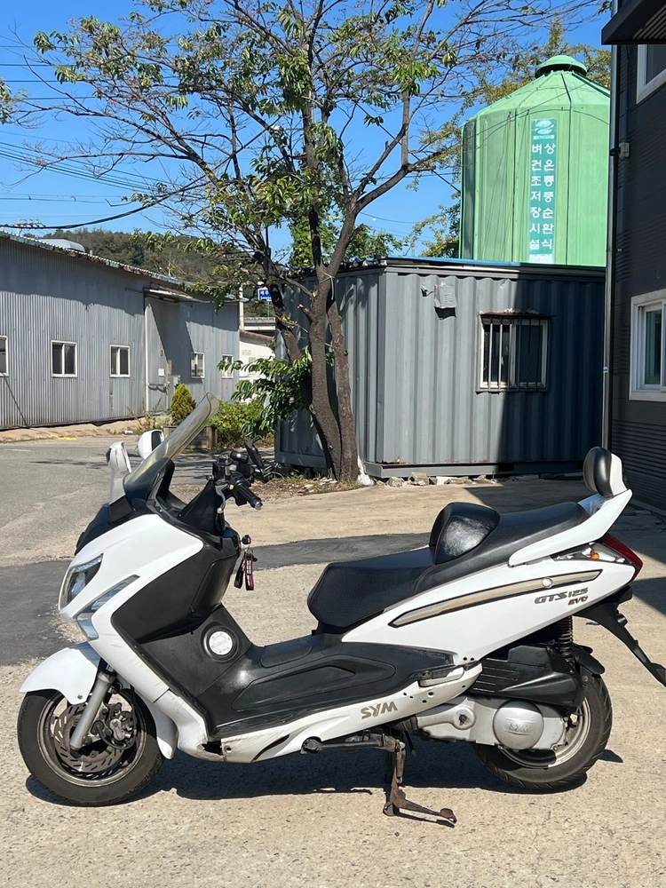 SYM 보이져125 13년식 5만키로대 저렴한 가격에 판매합니다 이미지