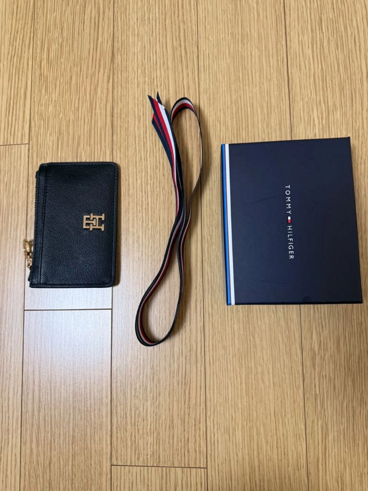타미힐피거 디스틴트 롱 CC 홀더 카드지갑 이미지