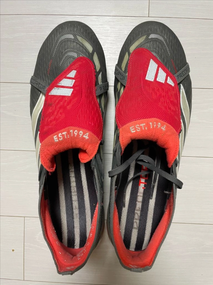 아디아스 f50 프로tf 285 아디다스 프레데터 엘리트 ag280입니다 이미지