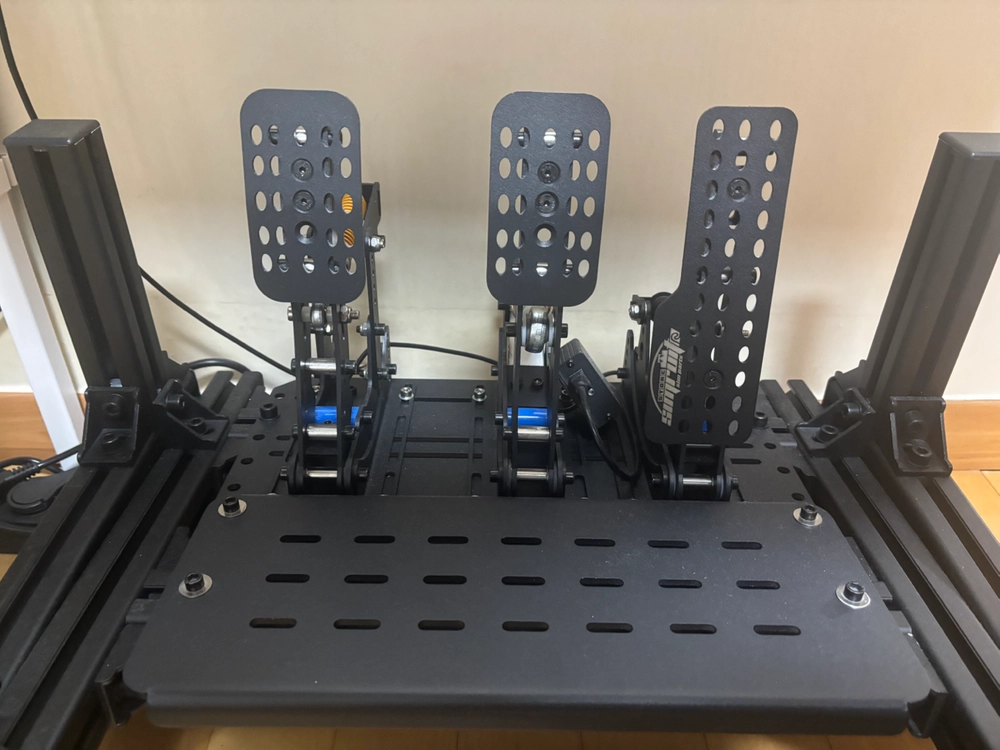 Moza r3, 프로파일 거치대, pns시트, 모니터, 모니터 거치대, 심루이토 페달 이미지