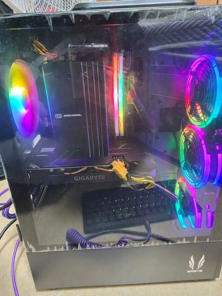 RTX 2060 컴퓨터 본체 이미지