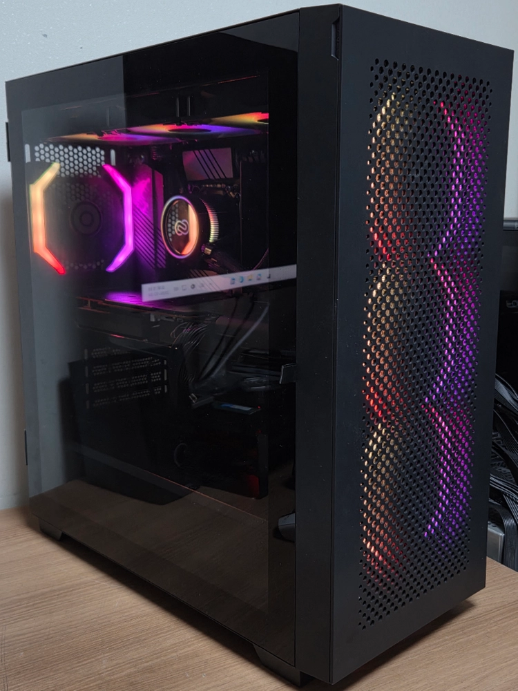 인텔 i9-13900K / rtx6800xt 작업용 게이밍 컴퓨터 - 안심되는 중고거래