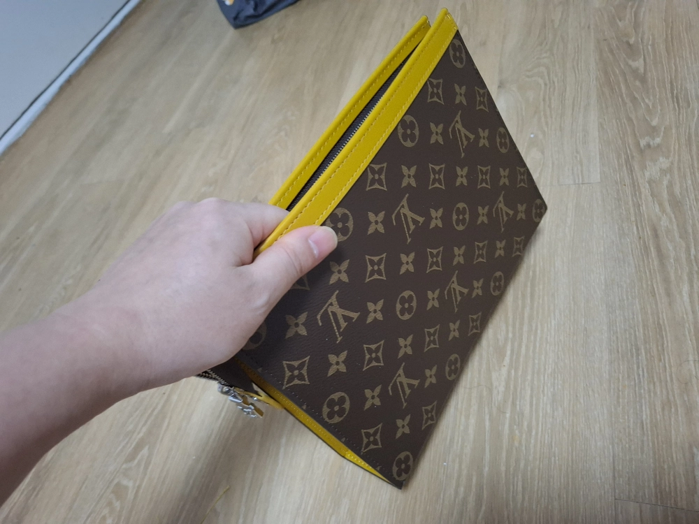 루이비통 클러칙백 이미지