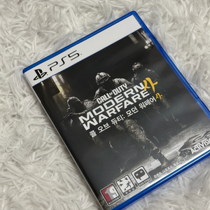 ps5 콜오브듀티 모던워페어4(코드미사용) 택포 팝니다. 이미지