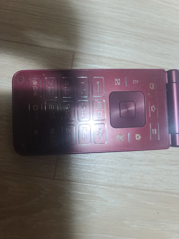 삼성 갤럭시 폴더폰 2 이미지