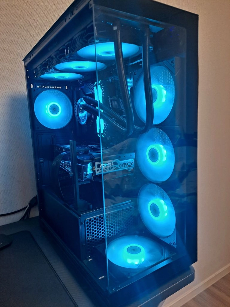게이밍 컴퓨터 i9 -11900K / Z590 / 3070 데스크탑 이미지