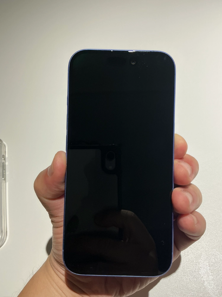 아이폰 16 128 울트라마린 이미지